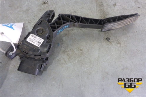 Педаль газа электронная (LR007637) для Land Rover Freelander 2 с 2007г