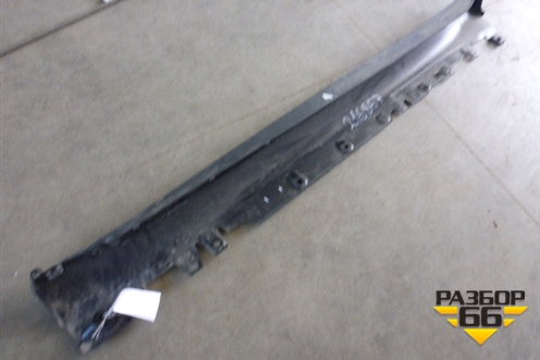 Накладка на порог наружная правая (новая) (51777319854) для BMW X6 E71 с 2008-2014г