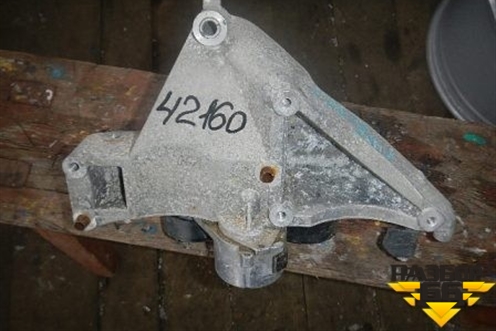 Кронштейн генератора (55186284) для Fiat Albea с 2003г (Альбеа)