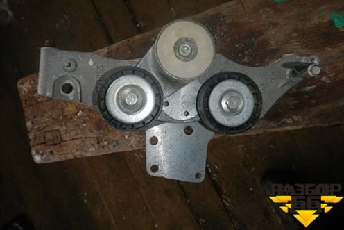 Кронштейн генератора (55186284) для Fiat Albea с 2003г (Альбеа)