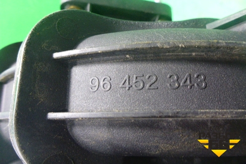 Коллектор впускной (1.6л F16D3) (96452343) для Daewoo Nexia с 1995-2016г