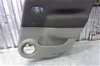 Обшивка двери задней правой под механику (8200213356) для Renault Scenic с 2003-2009г