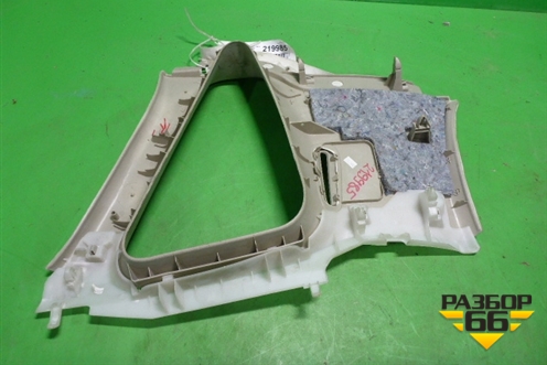 Обшивка стойки задняя верхняя правая (8200177338) для Renault Scenic с 2003-2009г