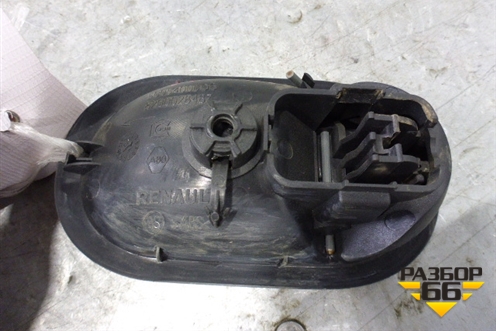 Ручка внутренняя двери задней левой (8200028487) для Renault Scenic с 2003-2009г