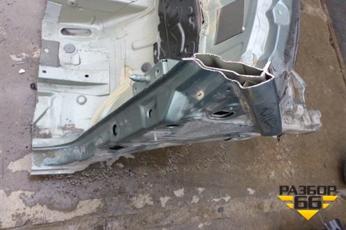 Лонжерон передний правый для Renault Scenic с 2003-2009г