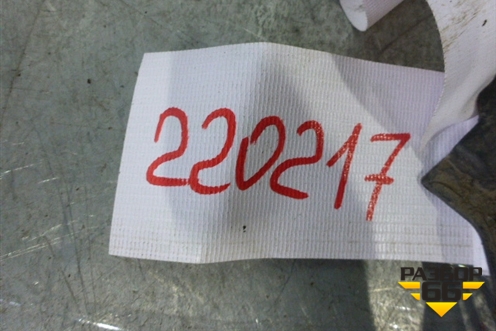 Решетка стеклоочистителей левая (8200825457) для Renault Scenic с 2003-2009г