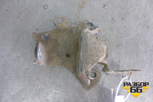 Кронштейн подрамника правый для Renault Scenic с 2003-2009г