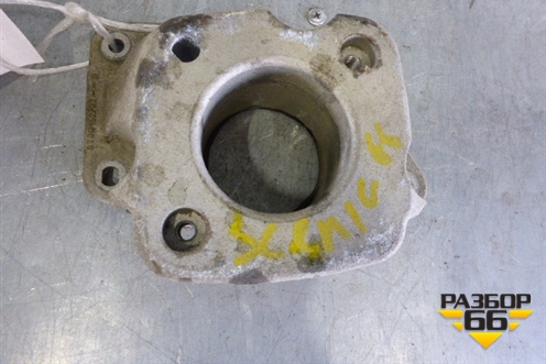 Кронштейн (усилителя тормозов вакуумного) (8200162702) для Renault Scenic с 2003-2009г