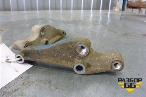 Кронштейн генератора для Ford Fusion с 2002г