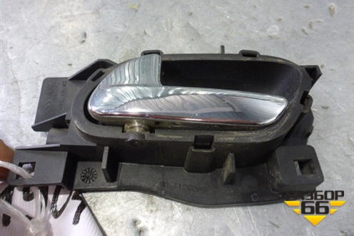 Ручка внутренняя двери задней левой для Citroen C4 с 2005-2011г
