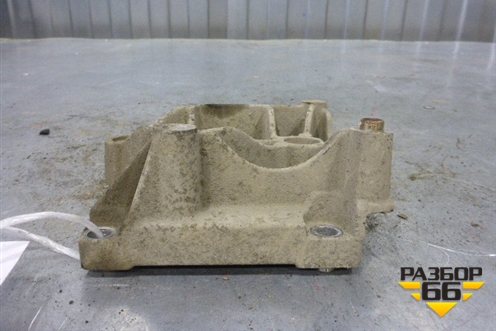 Кронштейн компрессора кондиционера (9657137480) для Citroen C4 с 2005-2011г