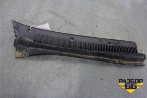 Решетка стеклоочистителей правая (0K2A150785) для Kia Shuma с 2001-2004г