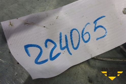 Замок двери передней правой для Mitsubishi Lancer-9  с 2003-2008г