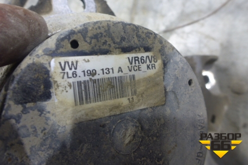 Опора двигателя (с кронштейном) (7L63199391A) для Volkswagen Touareg c 2002-2010г