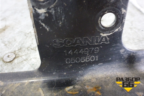 Кронштейн радиатора верхний  (1444979) для Scania  5 R Series с 2004-2016г