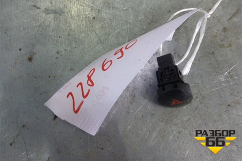 Кнопка аварийной сигнализации для Nissan Almera Classic с 2006-2013г