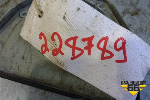 Крышка коленвала задняя (1.6л16V B416453) для Volvo S40 с 2004-2012г