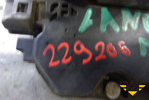Замок двери передней правой для Mitsubishi Lancer-9  с 2003-2008г