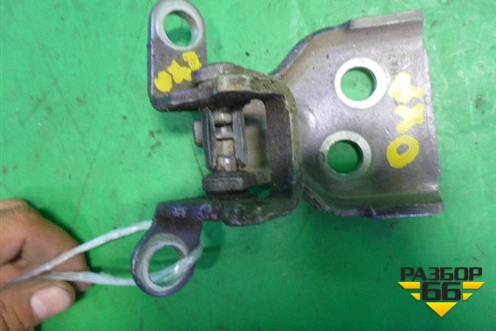 Петля двери передней правой верхняя для Ford Fiesta с 2001-2008г