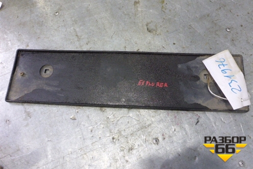 Накладка переднего бампера (под гос номер) для Ford Explorer с 2001-2011г