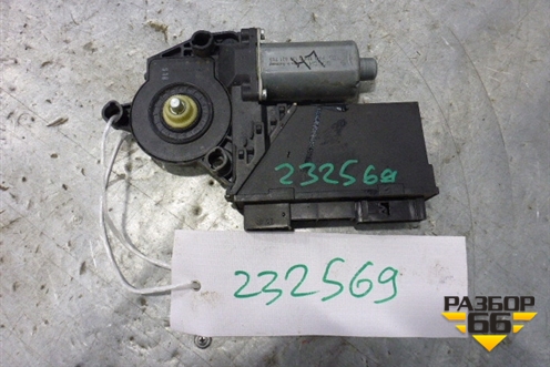 Моторчик стеклоподъёмника задний левый (7L0959703C) для Volkswagen Touareg c 2002-2010г
