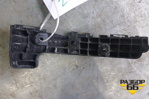 Кронштейн заднего бампера правый (под фонарь) (5215548030) для Lexus RX 300 c 2009-2015г