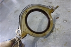 Крышка коленвала задняя (2.4л QR23 V6) (1229631U20) для Nissan Teana (J31) с 2003-2008г