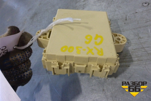 Блок предохранителей салонный (в багажник) для Lexus RX 300/330/350 с 2003-2009г