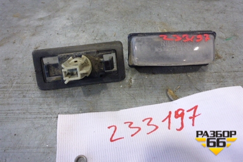 Фонарь подсветки номера для Nissan Teana (J31) с 2003-2008г