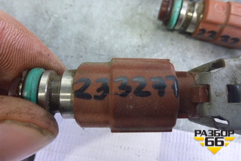 Форсунка инжекторная электрическая (2.4л QR23) для Nissan Teana (J31) с 2003-2008г