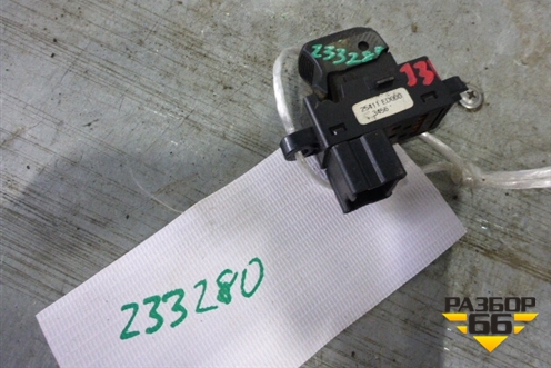 Кнопка стеклоподъёмника (заднего правого) (25411ED000) для Nissan Teana (J31) с 2003-2008г