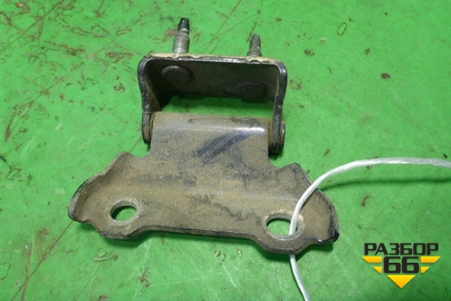 Петля двери багажника (6881048010) для Lexus RX 300/330/350 с 2003-2009г