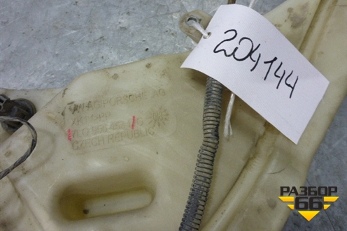 Бачок омывателя лобового стекла (7L0955453F) для Volkswagen Touareg c 2002-2010г
