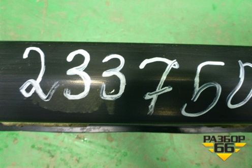 Усилитель заднего бампера (7L6807309T) для Volkswagen Touareg c 2002-2010г