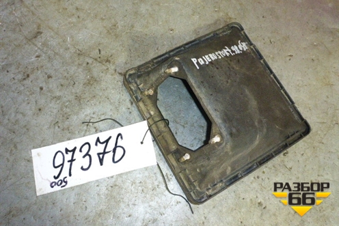 Корпус воздушного фильтра (верхняя часть) (MR373903) для Mitsubishi Pajero Sport с 1996-2008г