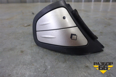 Кнопка (см фото) для Infiniti Infiniti FX35/37/50 QX70 (S51) с 2008-2013г