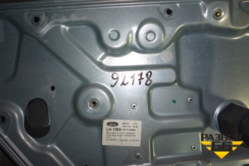 Стеклоподъёмник механический задний левый для Ford Focus 2 с 2005-2008г