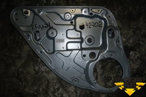 Стеклоподъёмник механический задний левый для Ford Focus 2 с 2005-2008г