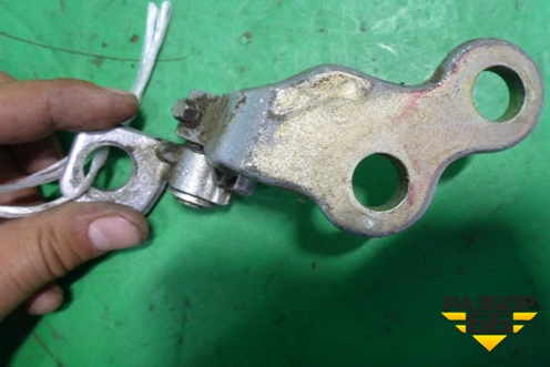 Петля двери задней правой верхняя для Ford Focus 1 с 1998-2004г