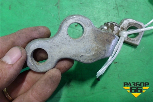 Петля двери передней правой верхняя для Ford Focus 1 с 1998-2004г