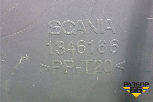Обшивка двери правой под механику (1346166) для Scania  4 Series с 1995-2005г