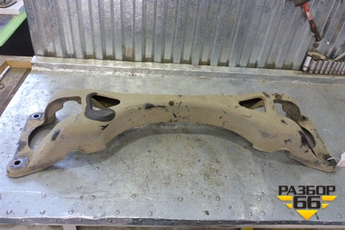 Балка задняя (верхняя) для Volkswagen Touareg c 2002-2010г