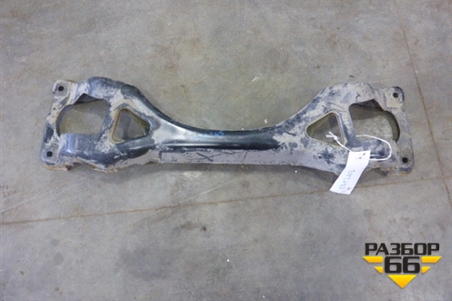 Балка задняя (верхняя) для Volkswagen Touareg c 2002-2010г