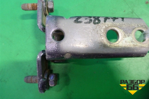 Петля двери задней правой нижняя (MR302270) для Mitsubishi Lancer-9  с 2003-2008г