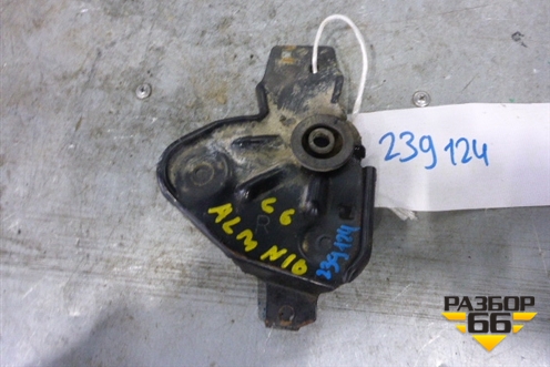 Кронштейн радиатора правый для Nissan Almera N16 с 2000-2006г