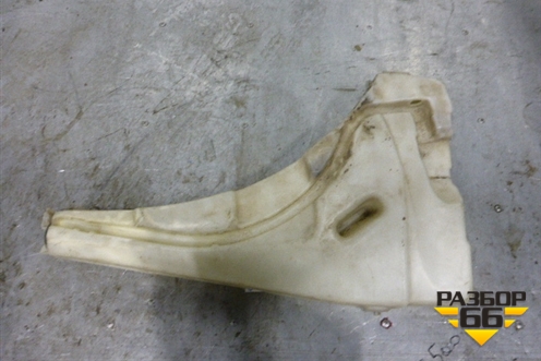 Бачок омывателя лобового стекла (7L0955453DE) для Volkswagen Touareg c 2002-2010г