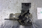 Крюк замка капота для Volkswagen Touareg c 2002-2010г