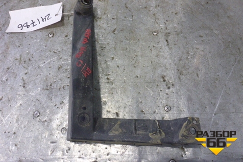 Кронштейн заднего бампера правый (под фонарь) (7L6807862) для Volkswagen Touareg c 2002-2010г