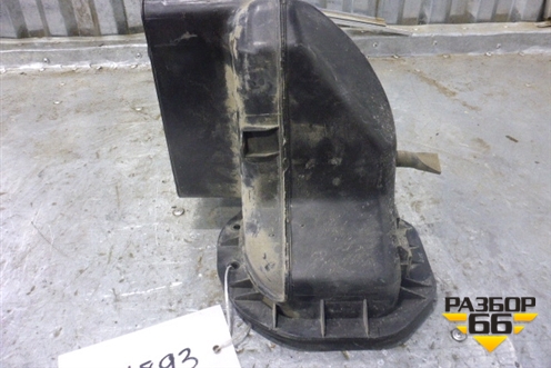 Воздухозаборник отопителя (7L0819049) для Volkswagen Touareg c 2002-2010г