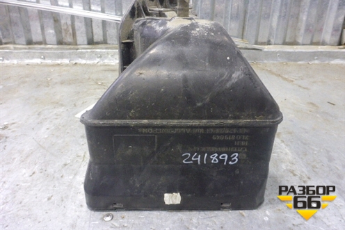 Воздухозаборник отопителя (7L0819049) для Volkswagen Touareg c 2002-2010г
